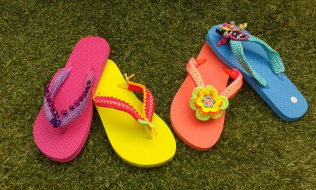 SUPER LEUK, omhaakte teenslippers.